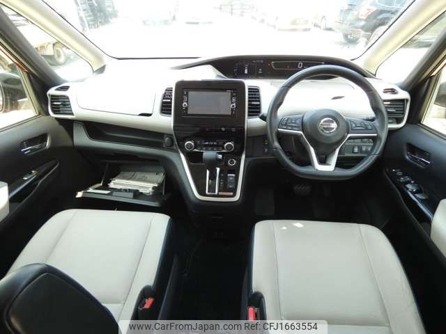 nissan serena 2017 CFJ1663554 image 2