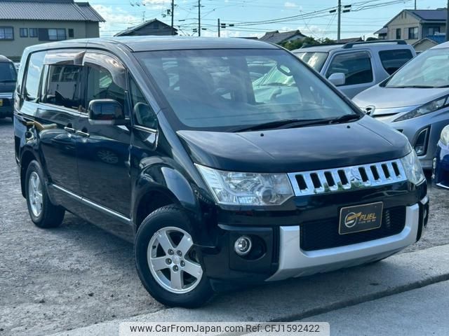 mitsubishi delica-d5 2012 CFJ1592422 image 1