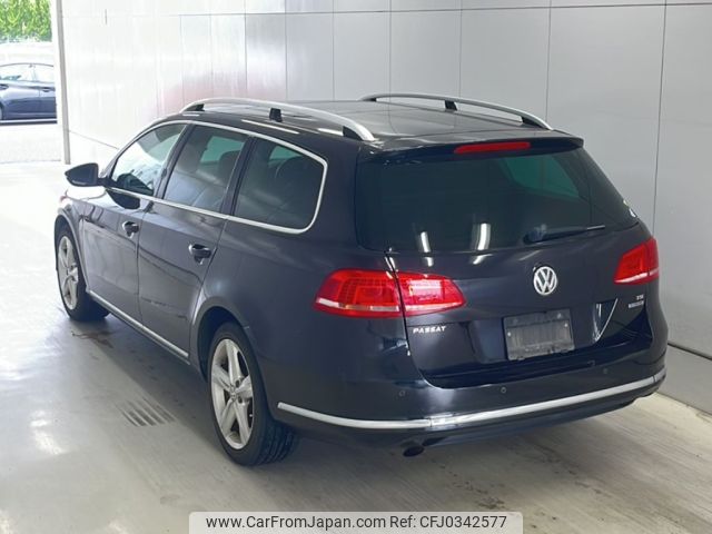 volkswagen passat-variant 2012 -VOLKSWAGEN--VW Passat Variant 3CCAX-CE087817---VOLKSWAGEN--VW Passat Variant 3CCAX-CE087817- image 2