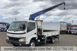 hino dutro 2004 CFJ1796140