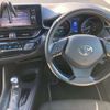 toyota c-hr 2017 -TOYOTA--C-HR DAA-ZYX10--ZYX10-2098004---TOYOTA--C-HR DAA-ZYX10--ZYX10-2098004- image 10