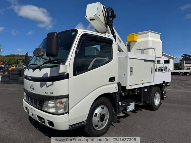 hino dutro 2006 CFJ1637395 image 1