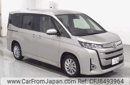 car_5ed67d74-d312-47c2-b137-