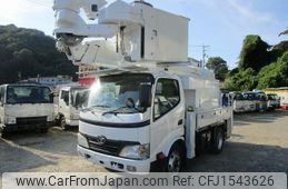 toyota dyna-truck 2010 CFJ1543626