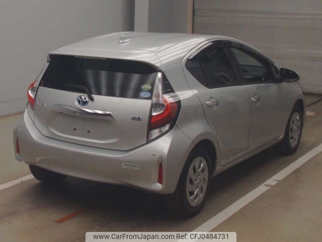 toyota aqua 2018 -TOYOTA--AQUA NHP10-6740587---TOYOTA--AQUA NHP10-6740587- image 2