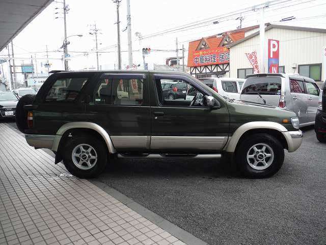 nissan terrano 1996 683103-203-1225898 image 2