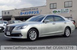 toyota crown-hybrid 2013 GOO_JP_700080015330250103001