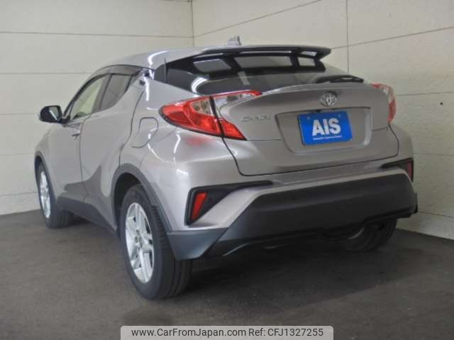 toyota c-hr 2020 -TOYOTA--C-HR DBA-NGX10--NGX10-2017557---TOYOTA--C-HR DBA-NGX10--NGX10-2017557- image 2