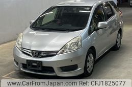 honda fit-shuttle 2012 CFJ1825077