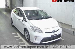 toyota prius 2013 -TOYOTA--Prius ZVW30-5705681---TOYOTA--Prius ZVW30-5705681-