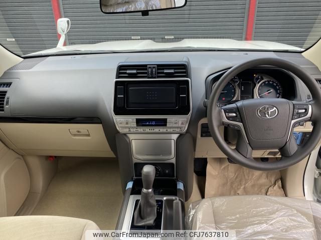 toyota land-cruiser-prado 2023 quick_quick_TRJ150W_0146172 image 2