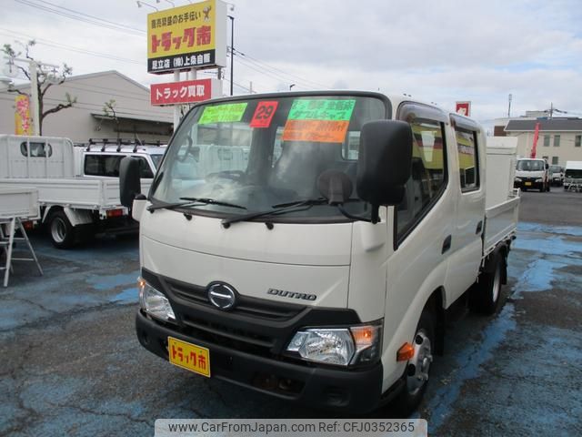 hino dutro 2017 GOO_NET_EXCHANGE_0500956A30241021W001 image 1