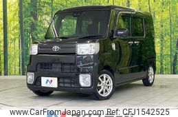 toyota pixis-mega 2018 CFJ1542525