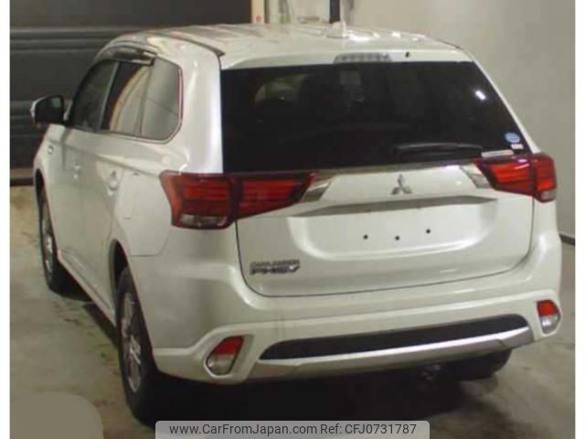 mitsubishi outlander-phev 2015 quick_quick_DLA-GG2W_GG2W-0307508 image 2