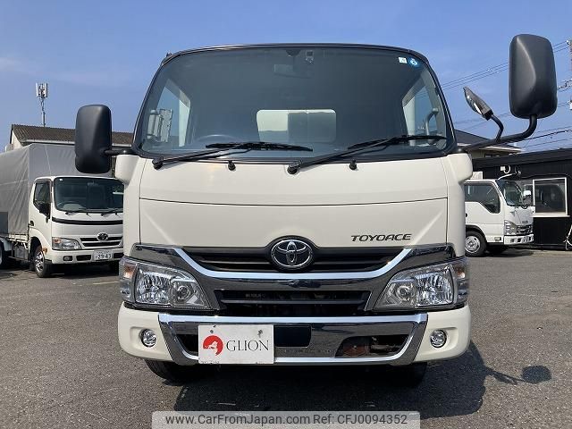 toyota toyoace 2017 GOO_NET_EXCHANGE_0702476A30240808W001 image 2