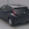 toyota aqua 2022 -TOYOTA--AQUA 6AA-MXPK11--MXPK11-2065863---TOYOTA--AQUA 6AA-MXPK11--MXPK11-2065863- image 10