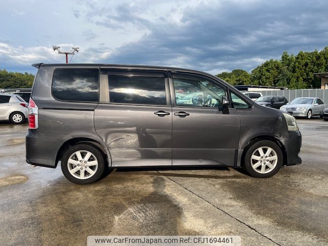 toyota noah 2008 CFJ1694461 image 1