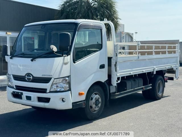 hino dutro 2018 GOO_NET_EXCHANGE_0402607A30240729W002 image 1