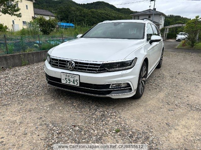 volkswagen passat-variant 2016 -VOLKSWAGEN--VW Passat Variant 3CCZE--E020409---VOLKSWAGEN--VW Passat Variant 3CCZE--E020409- image 1