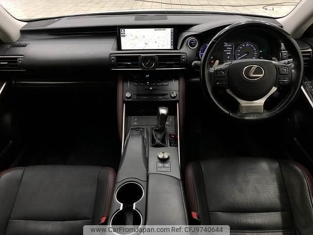 lexus is 2017 quick_quick_DAA-AVE30_AVE30-5063674 image 2