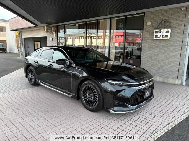 toyota crown 2023 CFJ1713961 image 1