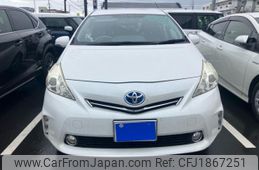 toyota prius-α 2013 CFJ1867251
