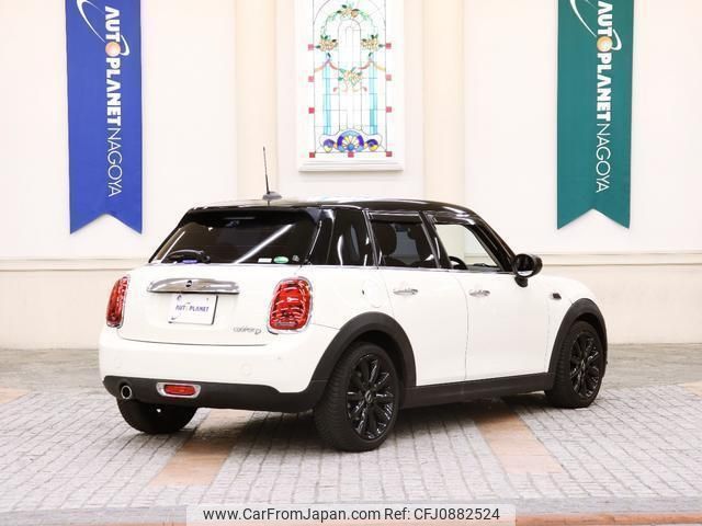mini mini-others 2020 quick_quick_3DA-XV15MW_WMWXV320102N55863 image 2