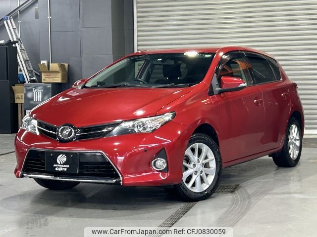 toyota auris 2013 -TOYOTA--Auris DBA-NZE184H--NZE184-6001349---TOYOTA--Auris DBA-NZE184H--NZE184-6001349- image 1