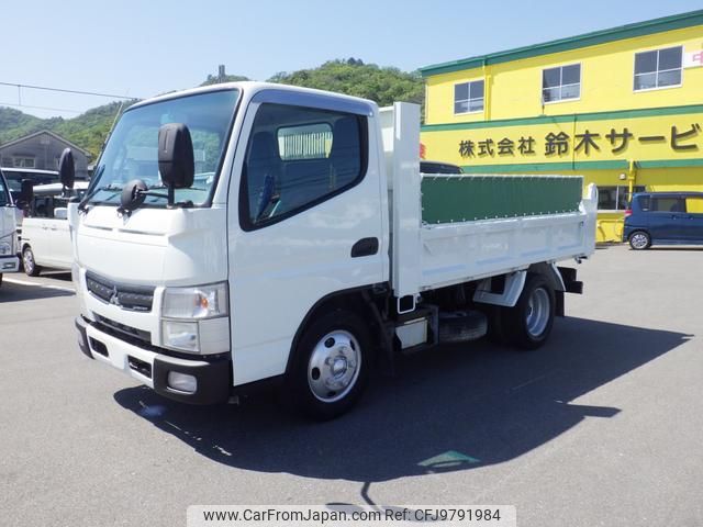 mitsubishi-fuso canter 2014 GOO_NET_EXCHANGE_0720194A30240515W001 image 1