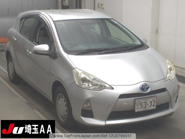 toyota aqua 2014 -TOYOTA--AQUA NHP10-6250075---TOYOTA--AQUA NHP10-6250075- image 1