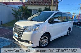 toyota noah 2017 -TOYOTA 【市川 500ｽ2114】--Noah ZRR80G--0332311---TOYOTA 【市川 500ｽ2114】--Noah ZRR80G--0332311-