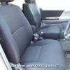 toyota noah 2004 3282185-Y2025040361A-12 image 14