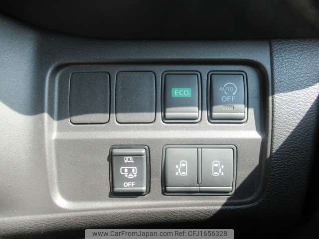 nissan serena 2018 CFJ1656328 image 2