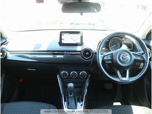 mazda demio 2017 CFJ1322702 image 2