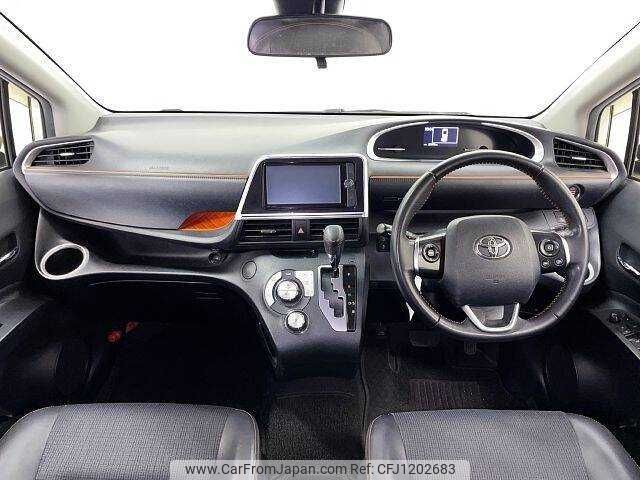 toyota sienta 2017 504928-929758 image 1
