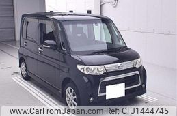 daihatsu tanto 2011 CFJ1444745