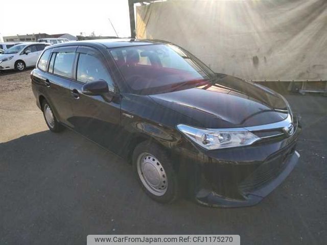 toyota corolla-fielder 2018 23752 image 1
