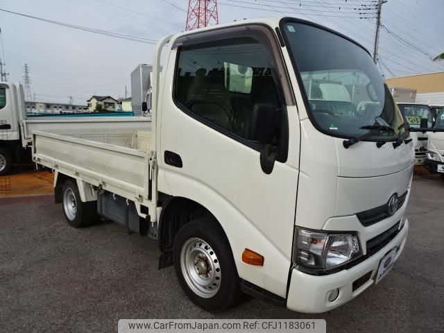 toyota dyna-truck 2017 GOO_NET_EXCHANGE_0501894A30250522W006 image 2