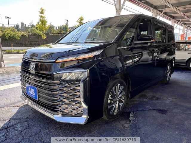 toyota voxy 2023 CFJ1639713 image 1