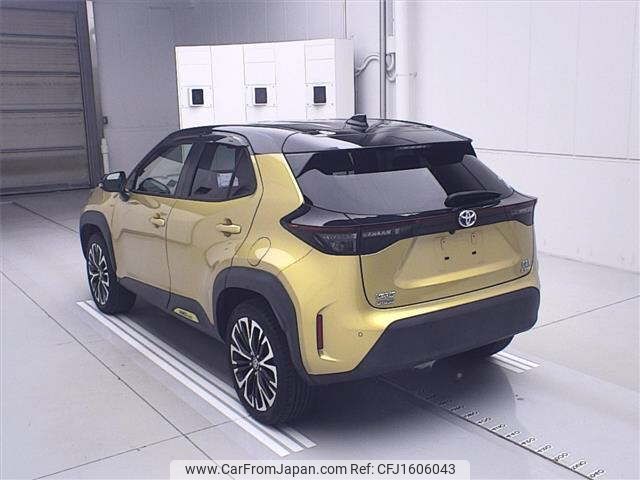 toyota yaris-cross 2020 CFJ1606043 image 2