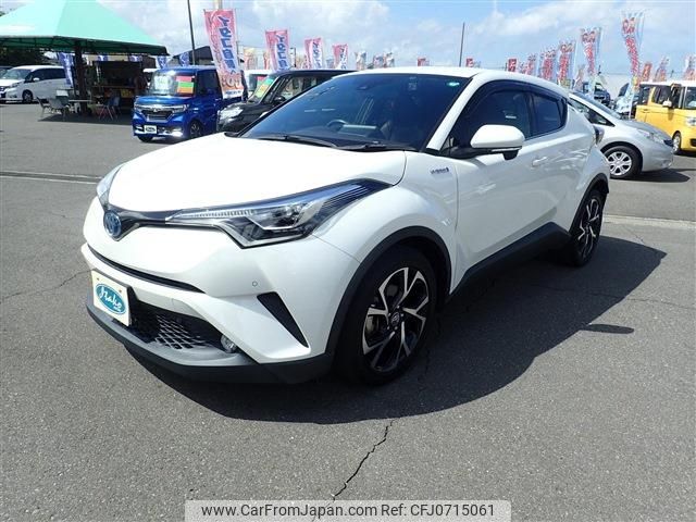 toyota c-hr 2017 -TOYOTA--C-HR DAA-ZYX10--ZYX10-2013740---TOYOTA--C-HR DAA-ZYX10--ZYX10-2013740- image 2