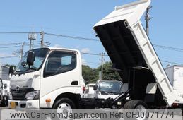 hino dutro 2017 GOO_NET_EXCHANGE_0505500A30240802W001