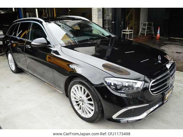 mercedes-benz e-class-station-wagon 2022 quick_quick_5AA-213259_W1K2132592B005361 image 2