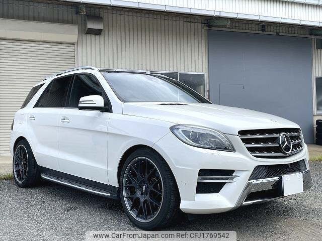mercedes-benz ml-class 2014 CFJ1769542 image 1