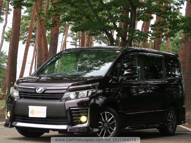 toyota voxy 2014 CFJ1394715 image 1