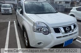nissan x-trail 2013 CFJ1805220