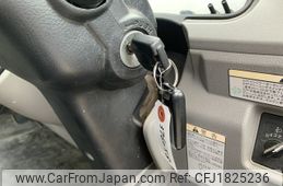 mitsubishi-fuso canter 2017 CFJ1825236