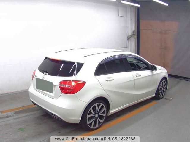 mercedes-benz a-class 2013 CFJ1822285 image 2