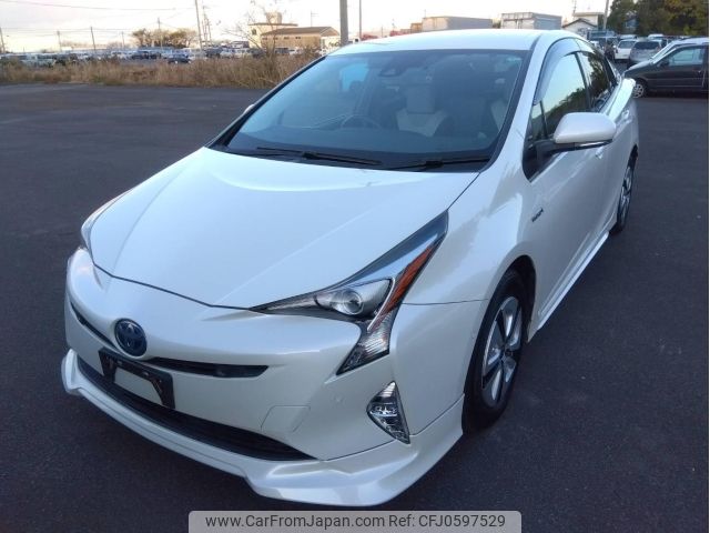 toyota prius 2017 -TOYOTA--Prius ZVW51--ZVW51-8035460---TOYOTA--Prius ZVW51--ZVW51-8035460- image 1