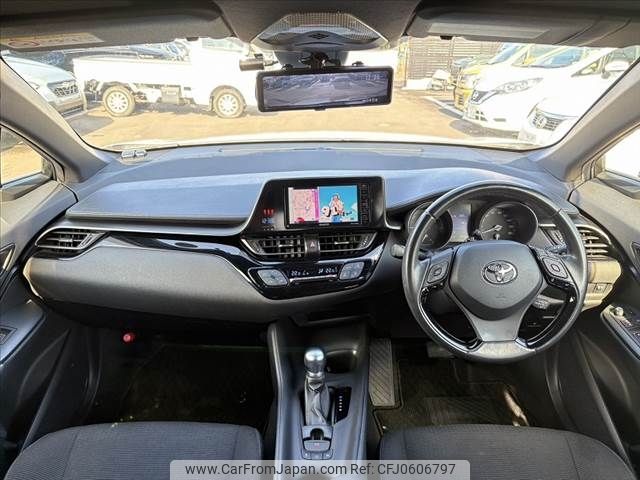 toyota c-hr 2017 -TOYOTA--C-HR DAA-ZYX10--ZYX10-2008036---TOYOTA--C-HR DAA-ZYX10--ZYX10-2008036- image 2